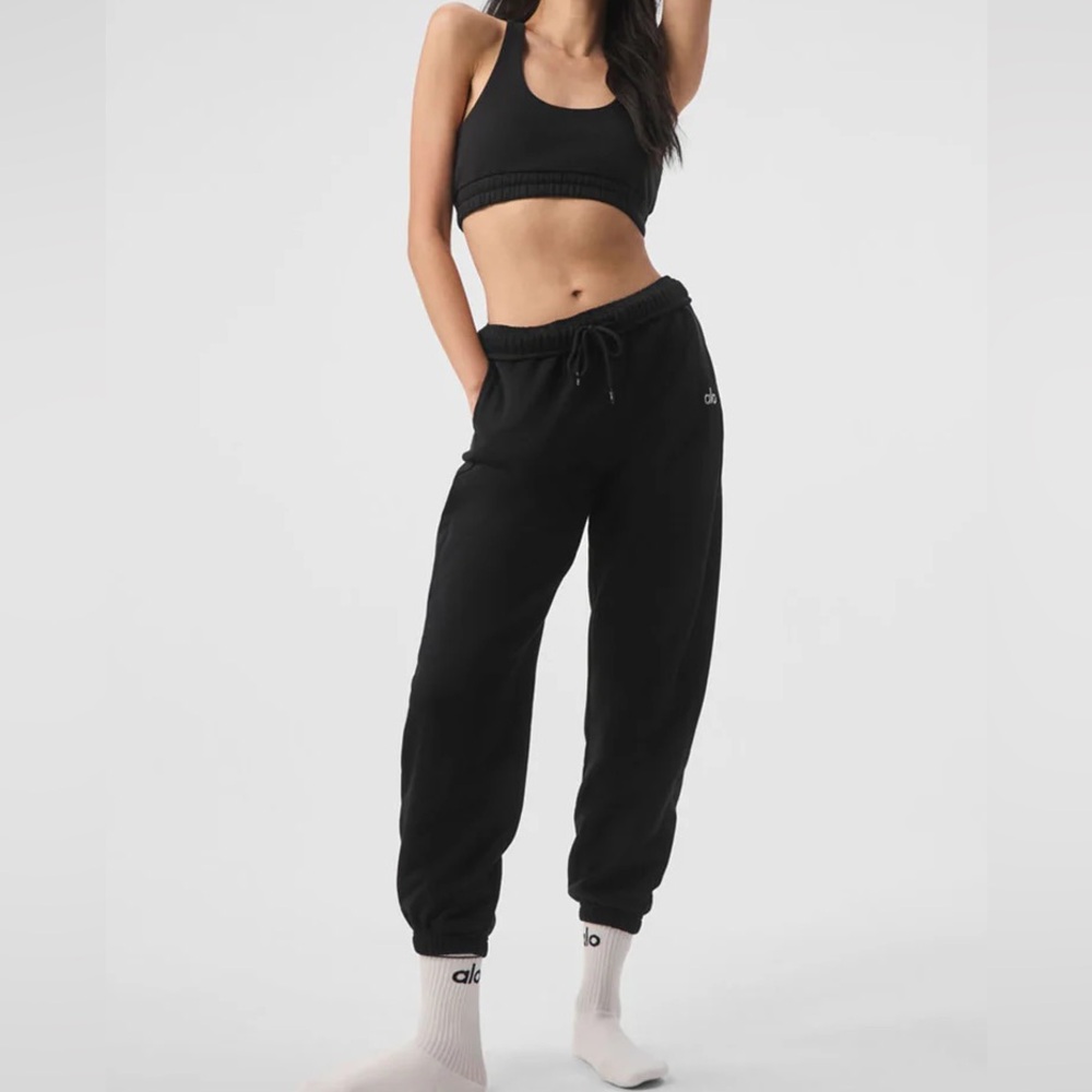 Alo Black Accolade Sweatpants